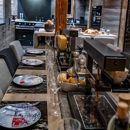 Chalet Zermatt: Crafting Memories In The Swiss * 采尔马特
