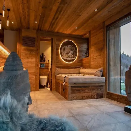 Chalet Zermatt: Crafting Memories In The Swiss 采尔马特